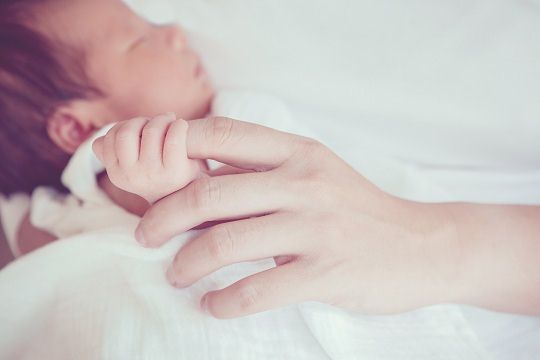 0～3歲忽略這件事，你會(huì)讓寶寶錯(cuò)過智力發(fā)育黃金期！